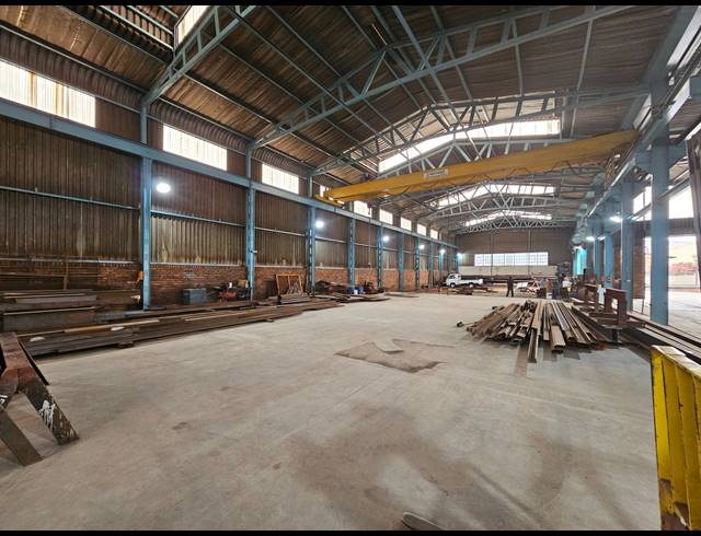 2,229M² FACTORY FOR SALE IN ANDERBOLT